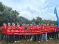 昶豐周末辦公室人員出動， 現(xiàn)摘現(xiàn)吃桂味荔枝， 解鎖夏日團建快樂！